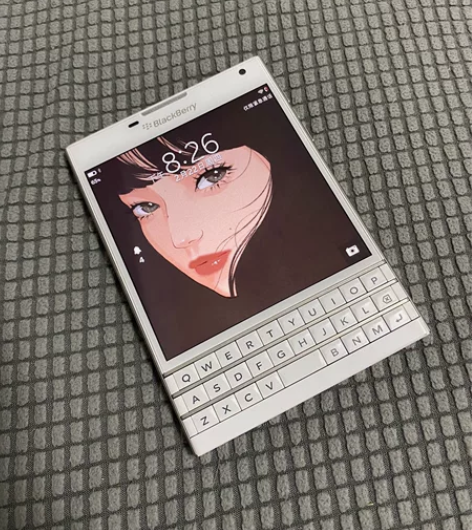 黑莓Q30 blackberry 白色按键...