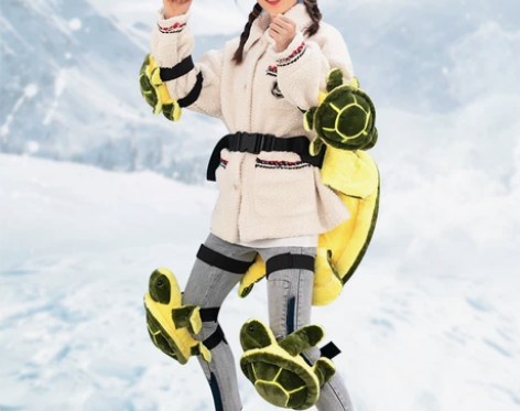 滑雪护具毛绒玩具卡通可爱乌龟白熊防摔垫大号...