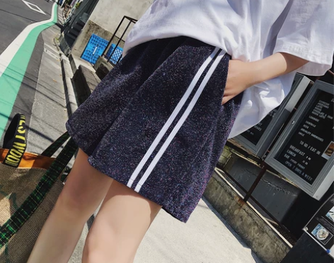 韩版新款bling亮丝短裤女夏侧白边热裤…...