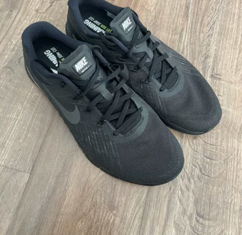 Nike耐克 男士网面运动鞋 休闲鞋健身鞋...