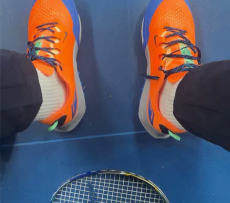 nike#跑步运动鞋 42码 昨天刚买来偏...