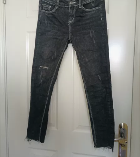 韩国进口ONLYSEKA牛仔裤 直筒九分破...