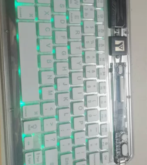 益博思透明无线ipad蓝牙键盘多系统设备切...
