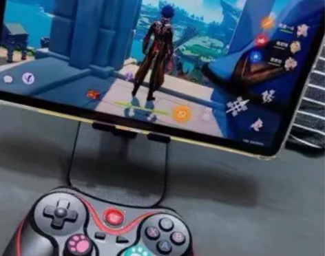 自用出平板带笔一起出，2019款iPad平...