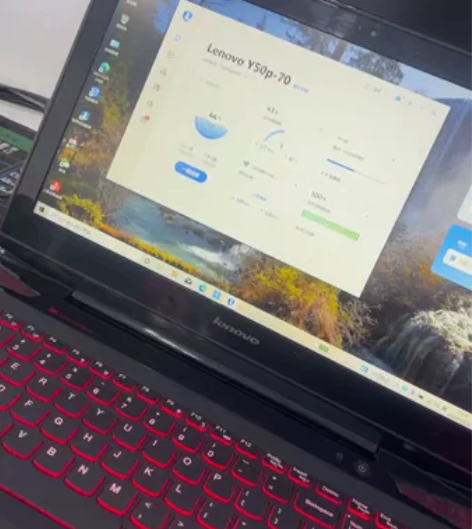 联想拯救者游戏本 y50p-70 配置i5...