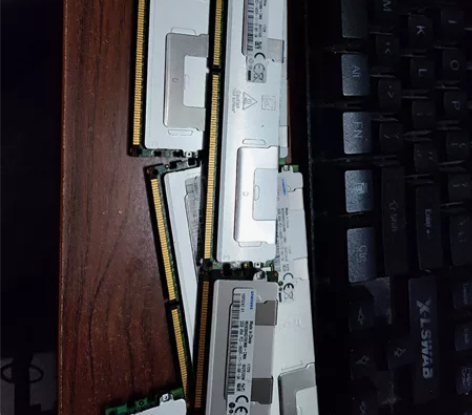 三星服务器内存 DDR3 PC3-1490...