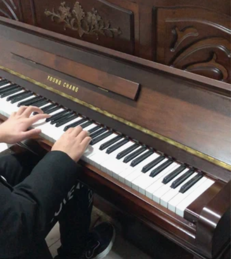 韩国原装进口二手钢琴英昌钢琴特价处理品牌型...