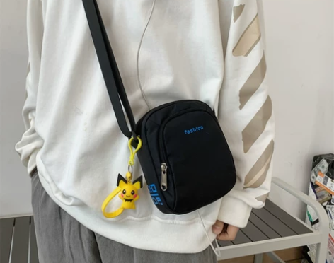 新款潮牌小挎包男士包包背包斜挎包男休闲轻便...