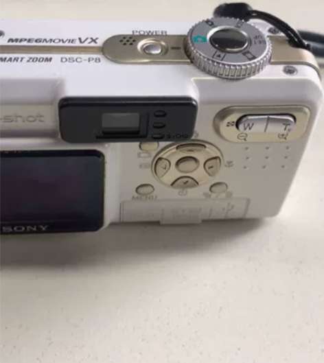 索尼p8 奶油白（超好看的配色）功能正常，...