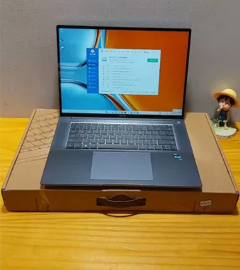 华为matebook 16s 2022款1...