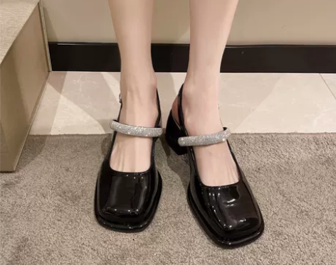法式包头单鞋女2022年春夏新款仙女风水钻...