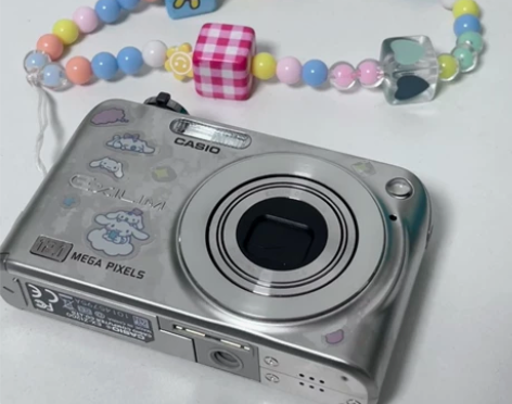 卡西欧z1200 配件齐全，原装充电器，就...