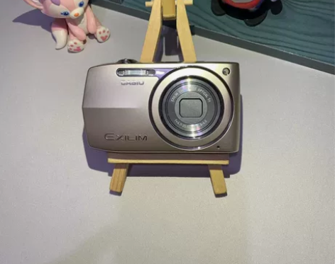 卡西欧z2300 1400万像素 功能正常...