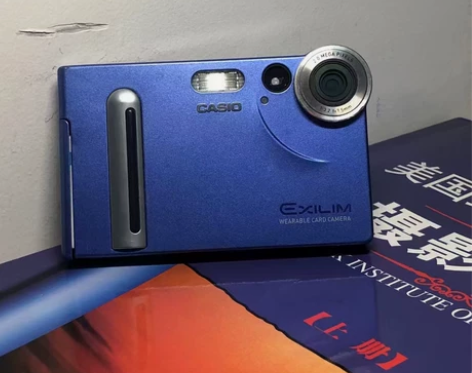 卡西欧EX-S2 稀有宝蓝色 200W像素...