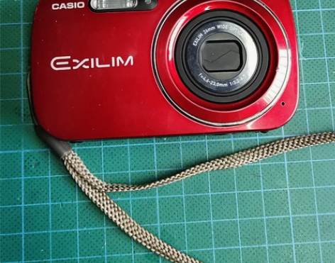 卡西欧数码相机N2红色 CCD相机成色还不...