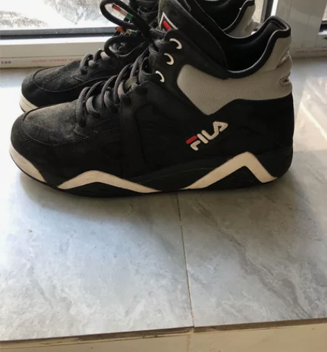 斐乐43码 8层新  正品 保真 感兴趣的...