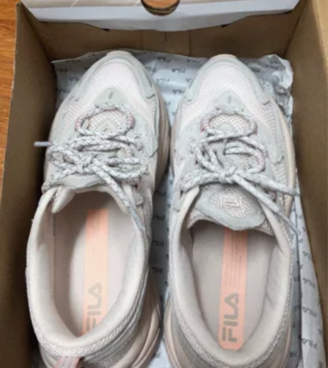 菲乐火星鞋粉色，39码，正品正品，看好下单...