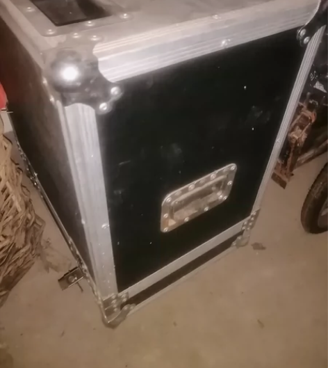 婚庆音响一套转让。单15 感兴趣的话点“我...