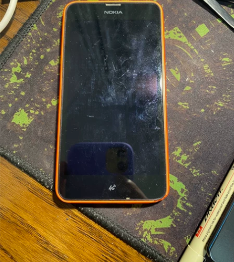 诺基亚 lumia638 1+8G原来想试...