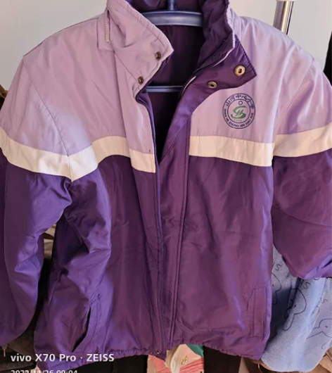 学生校服,一套,裤子新的没穿过160码,干...