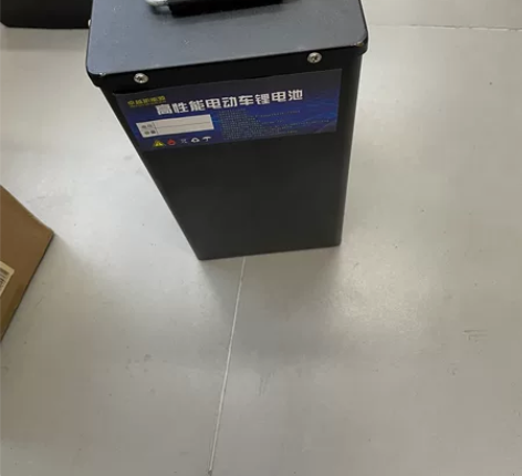 九号直上4870大续航电池能跑170公里左...