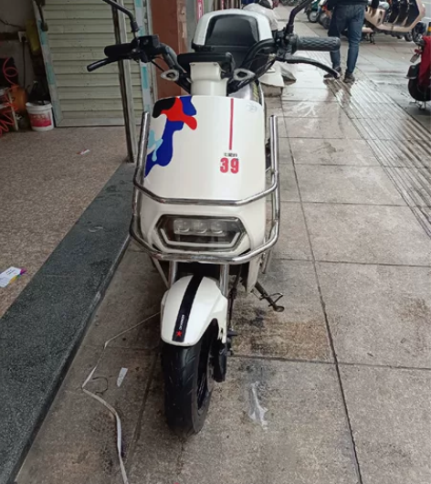 七星豹新国标电动车，5个电瓶，可上绿牌。 ...