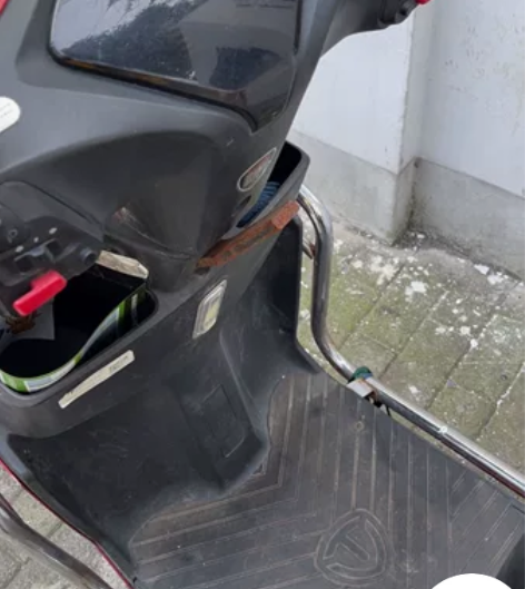 台铃豹子电动车，锂电池能跑80公里左右。证...