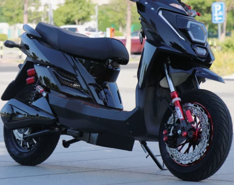 聚龙电动车新款巨龙踏板电瓶车72V电摩成