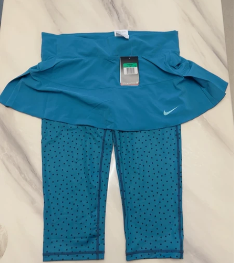 耐克网球裙裤 阿扎伦卡网球裙裤 尺码 XL...