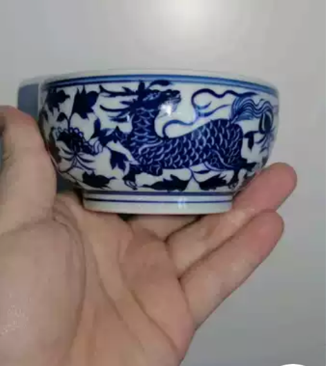 景德镇陶瓷麒麟主人杯。 难得好物 口径：9...