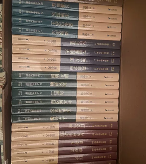 【正版全新未拆塑封】易中天中华史全套22册...