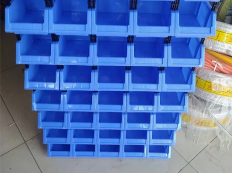 60个99元包邮 全新斜口组合式零件收纳盒...