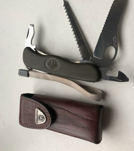 德菌版瑞士军官刀，11公分多功能折刀，带原...