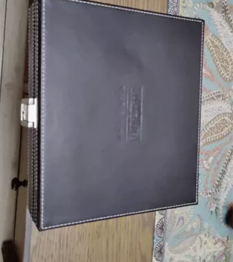 红酒启瓶器套装。质量很好。放的有点久了。全...