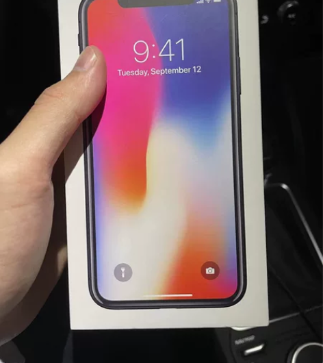 iPhone X 256g 港黑 电79 ...