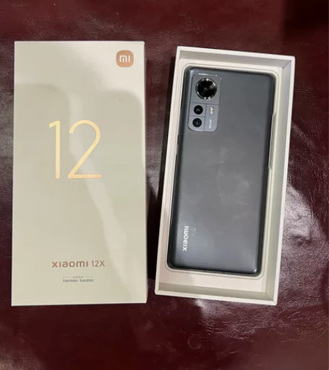小米12X 几乎全新激活几个月95新没有磕...
