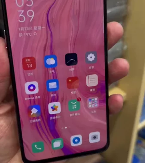 OPPO 成色不错拍照清晰 功能完美 感兴...