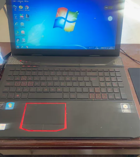 机械革命X6  笔记本出售。配置如图，I7...