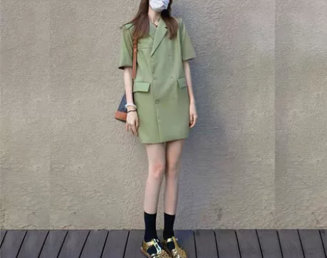 西装夏季连衣裙 全新一次没穿过168购入 ...