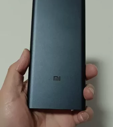 小米10000毫安充电宝，型号:PLM12...