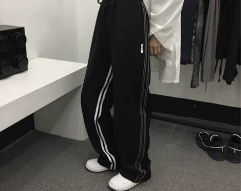 直筒拖地裤子女春季ins复古黑色条纹阔腿裤...