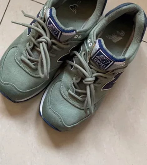 New Balance新百伦男鞋40.5码...