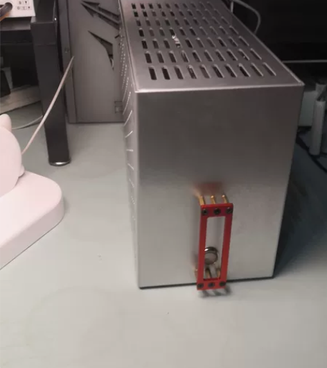 极限体积的a4机箱,比k39这种只高一点,...