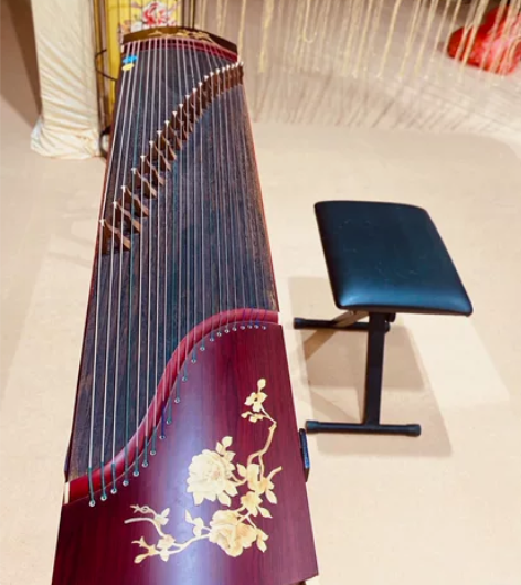 1米63标准古筝红木草花古筝闲置处理，买来...