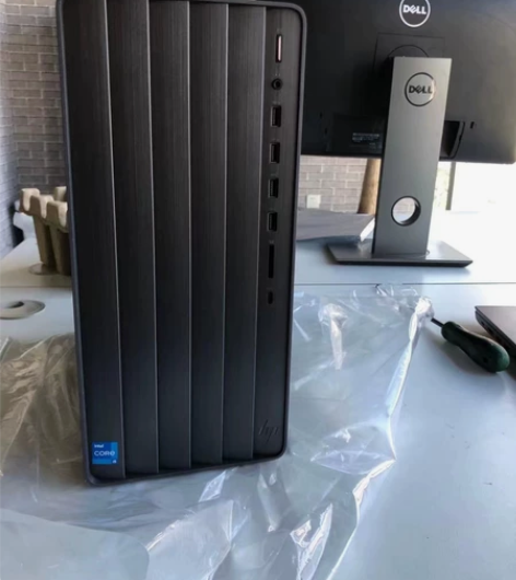 惠普(HP)ENVY TE01 电竞游戏台...