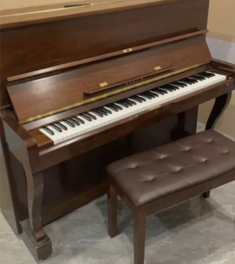 三益钢琴 121高度  买来没太用过 感兴...