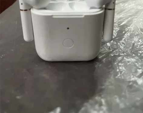 QCY官方正品蓝牙耳机，买回来用一个月左右...