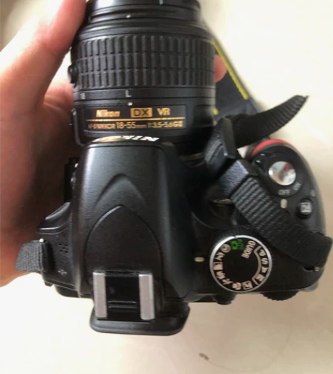 尼康D3200单反，没玩几次，9层新以上，...