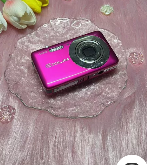 卡西欧z800 1400万有效像素  4倍...