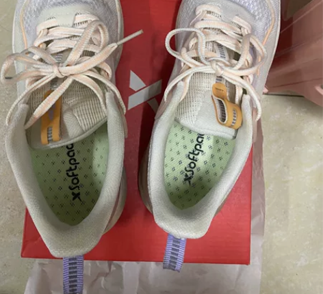 特步 跳绳鞋/运动鞋 今年五月份在实体店买...